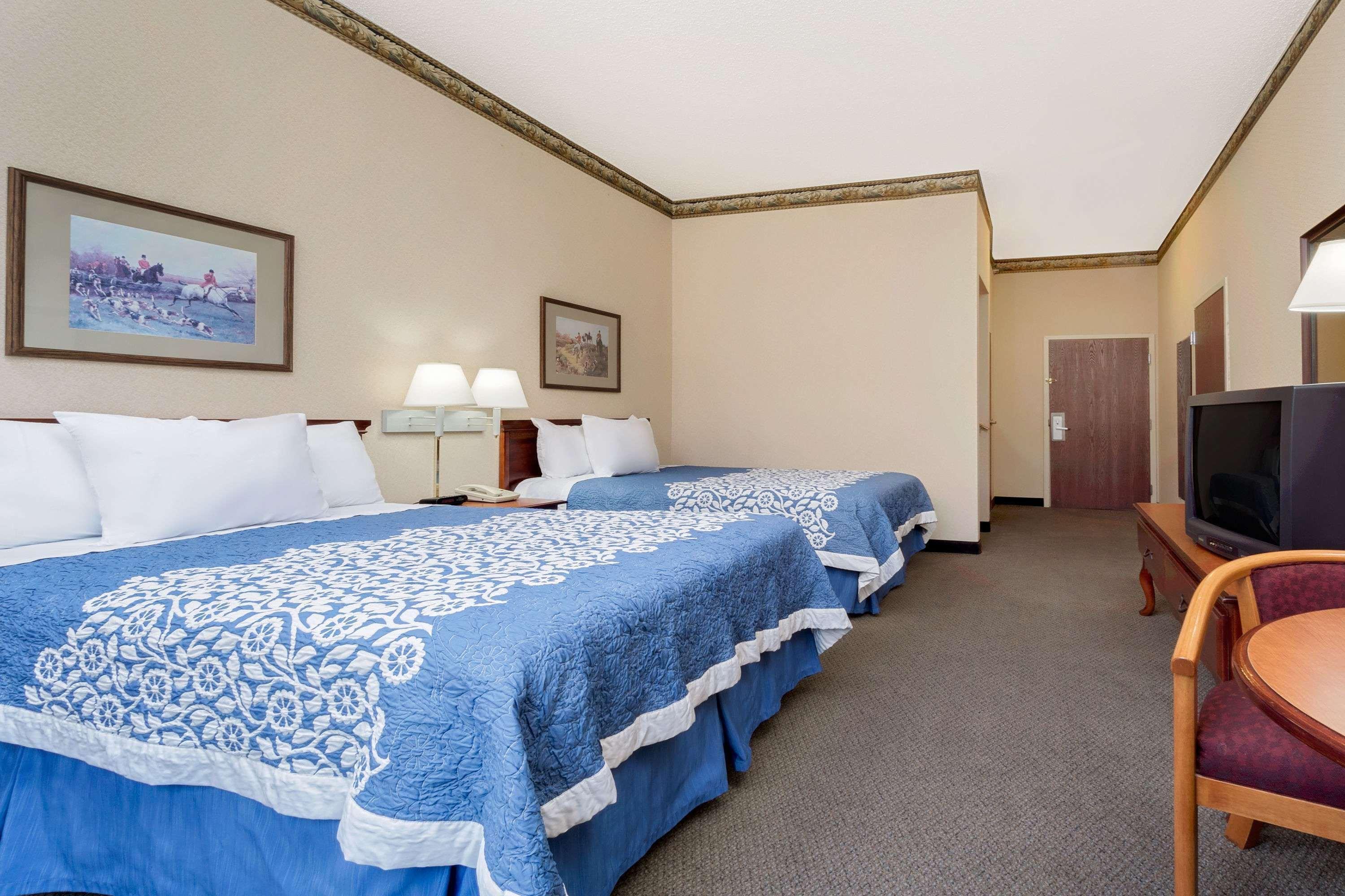 Magnuson Hotel West Liberty Dış mekan fotoğraf