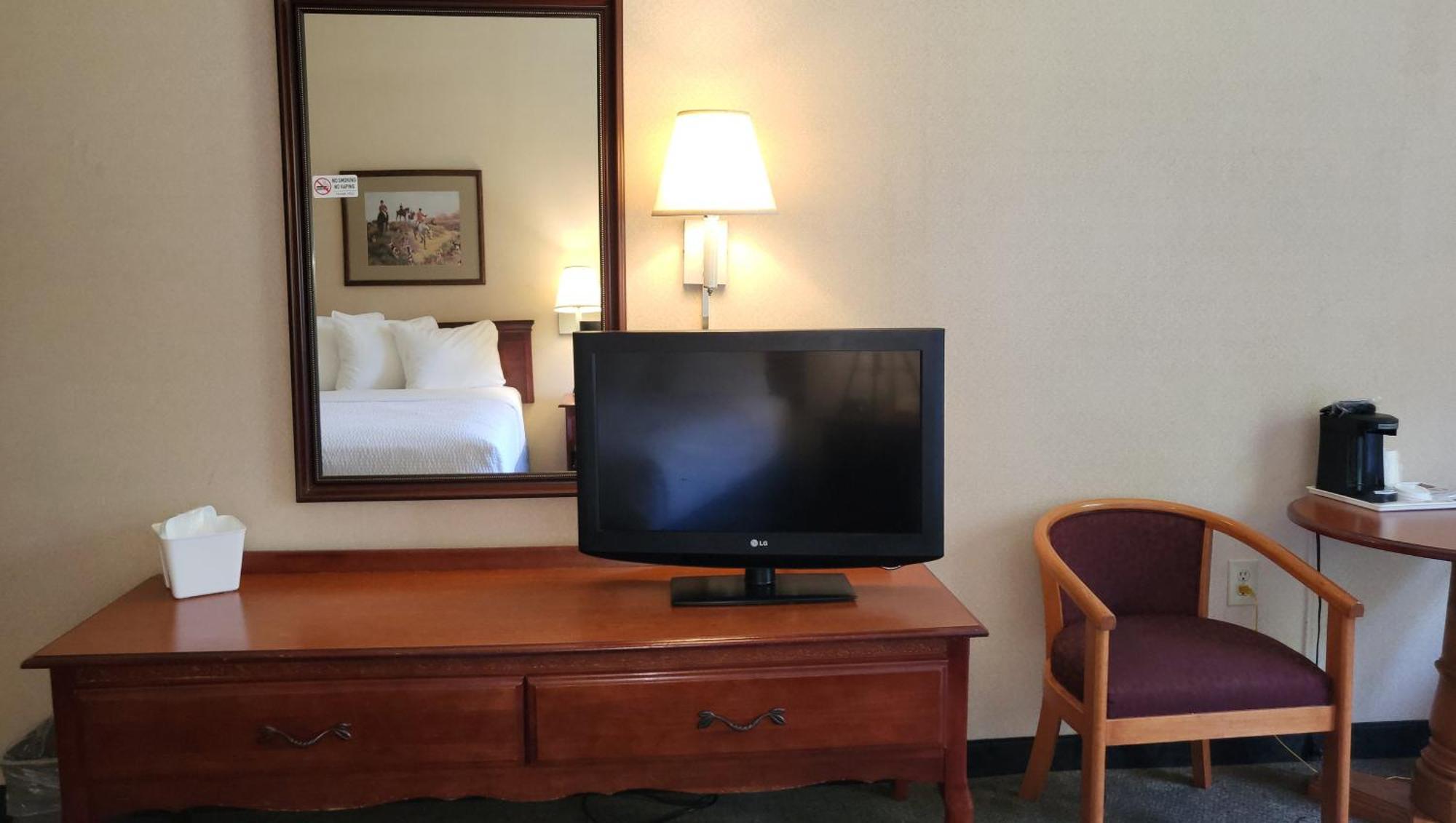 Magnuson Hotel West Liberty Dış mekan fotoğraf